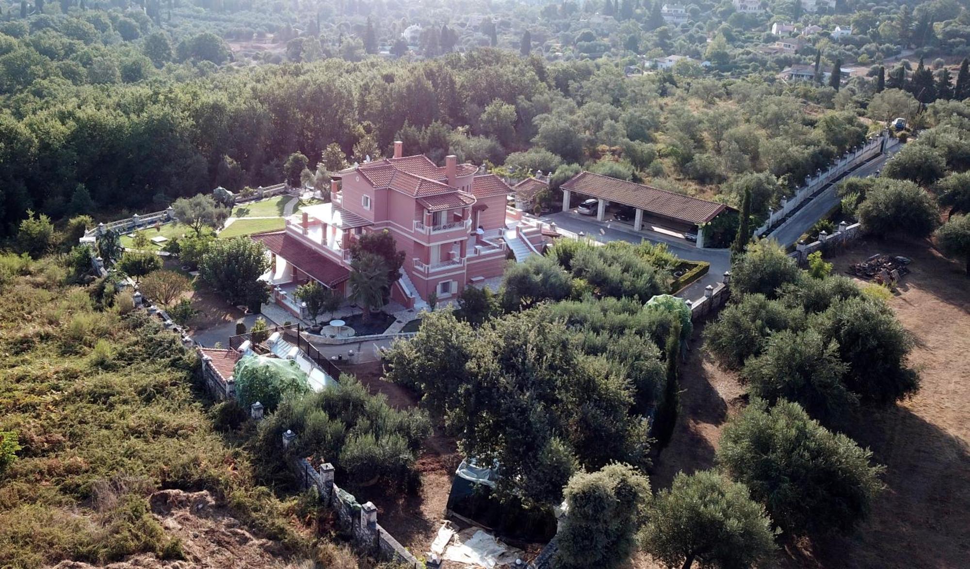 Epavlis Nadine Corfu Villa Gouvia Luaran gambar