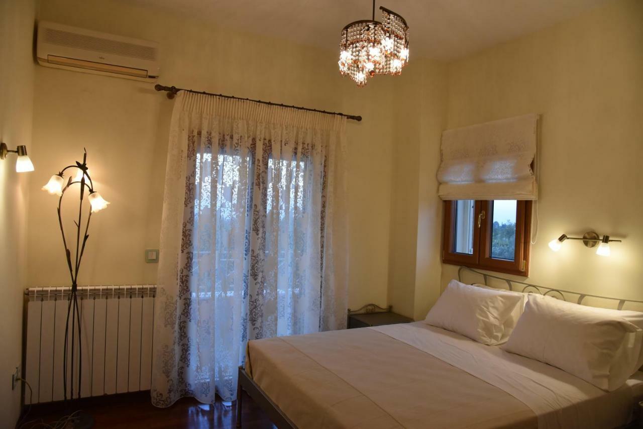 Epavlis Nadine Corfu Villa Gouvia Luaran gambar