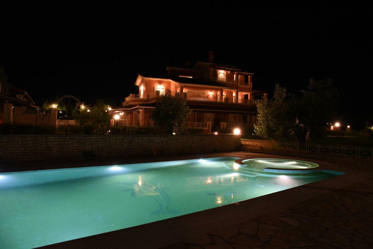 Epavlis Nadine Corfu Villa Gouvia Luaran gambar