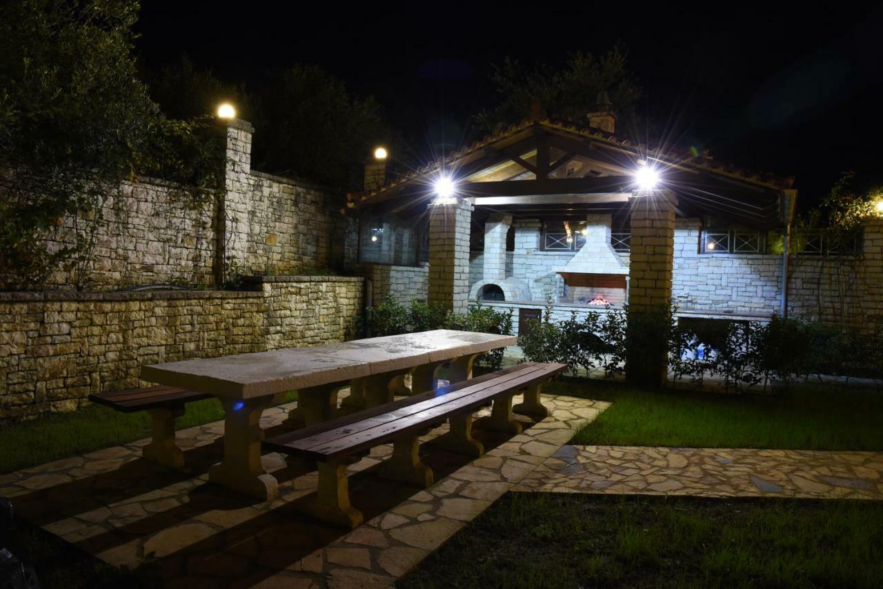 Epavlis Nadine Corfu Villa Gouvia Luaran gambar